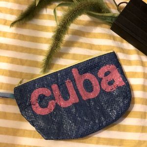 Zipper pouch